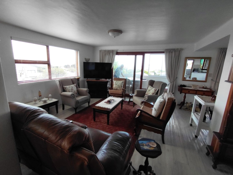 4 Bedroom Property for Sale in Onrus Western Cape